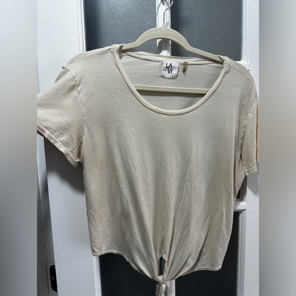 LA VI Cream Front Tie Crop Top - Picture 2 of 6